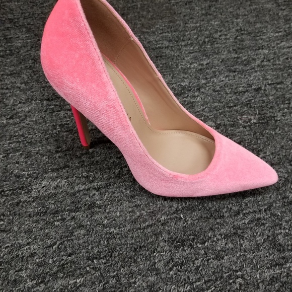 Hot pink heels - Picture 2 of 3